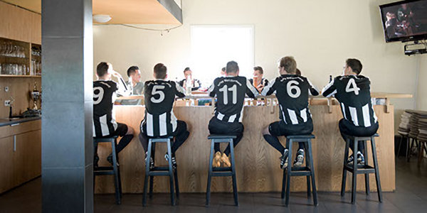 Sportheim Sportheim der Spielvereinigung Wart-Ebershardt von innen